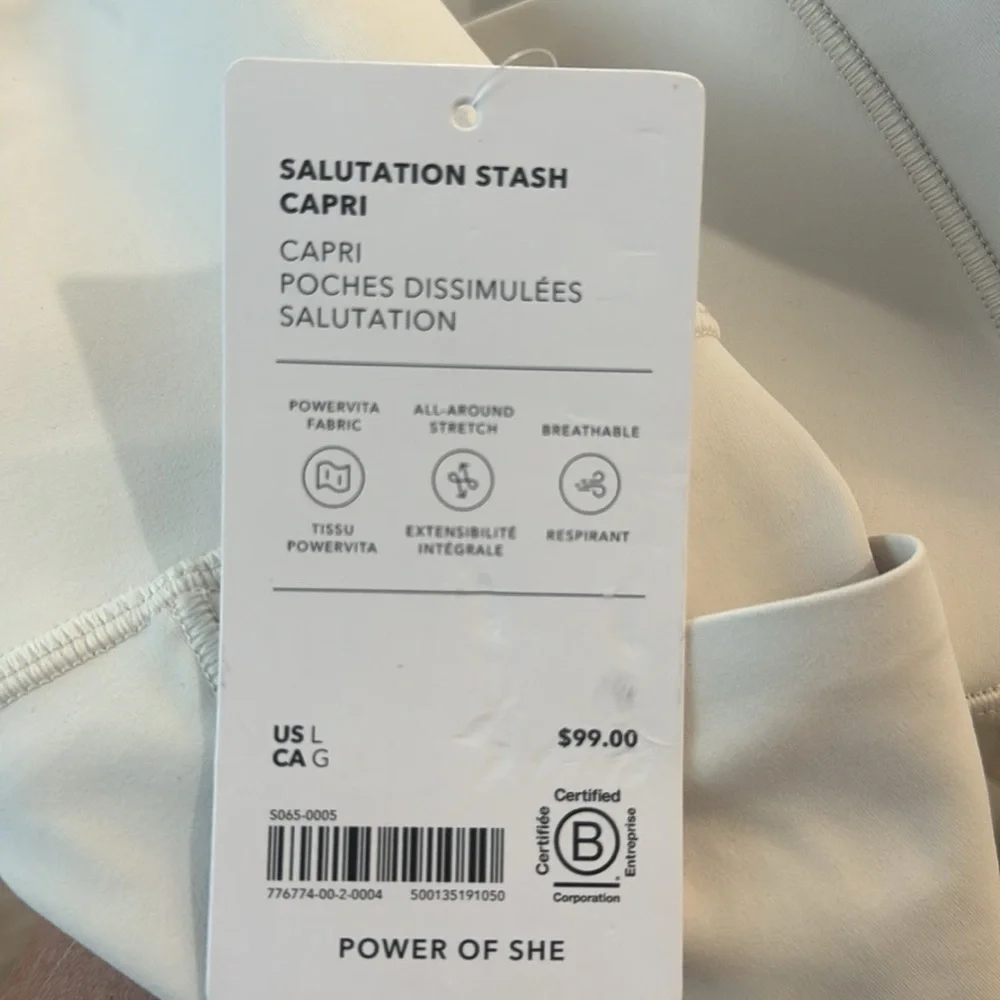 Athleta Capri leggings  cream color good for workouts and casual wear